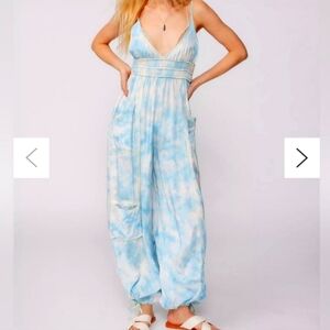 Urban outfitters tie dye jumpsuit small